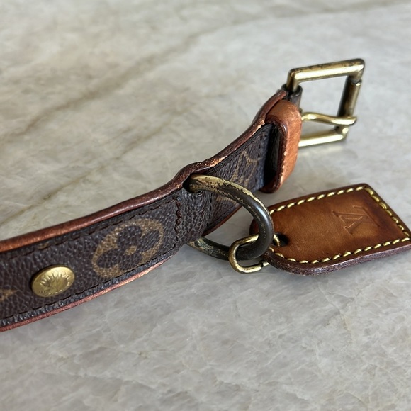 LOUIS VUITTON ✨ Authentic Vintage LV leather dog collar with tag. - Picture 7 of 11